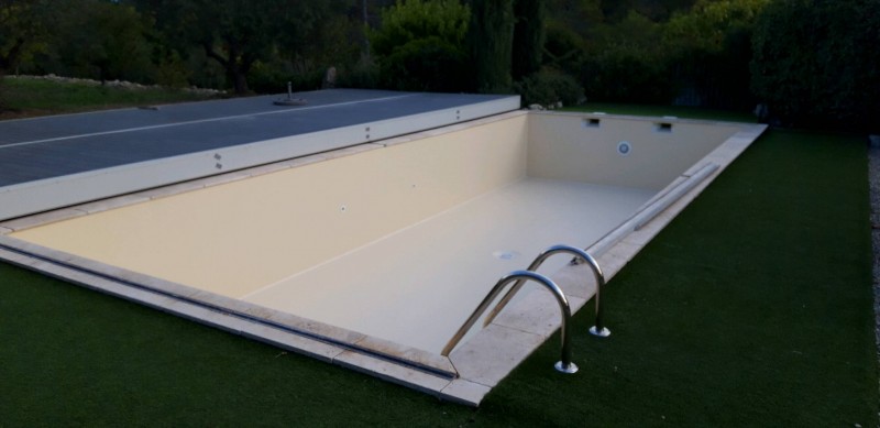 renovation piscine polyester draguignan